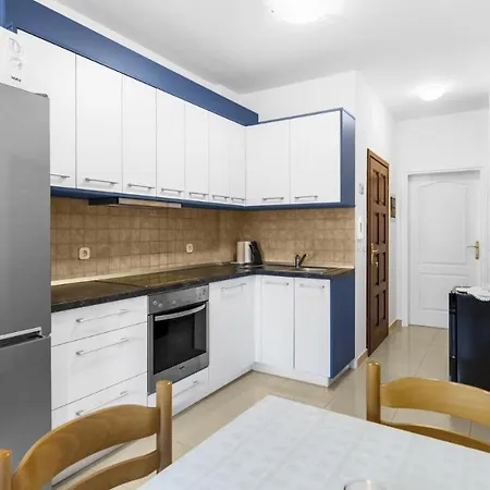 Apartament Kalister *